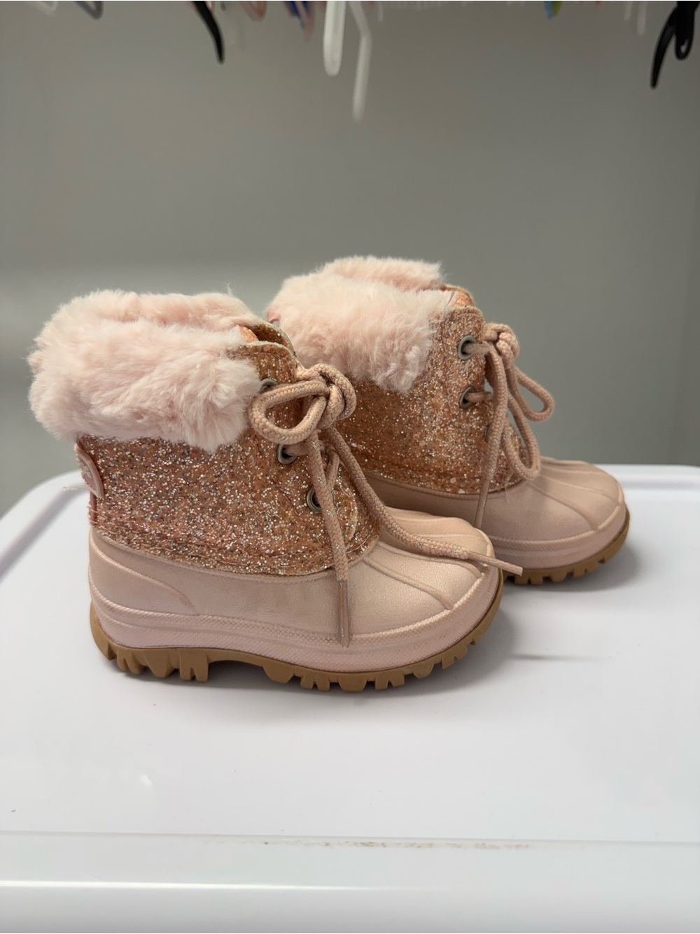 London Fog Girls Pink Glitter Faux-Fur Snow Boots